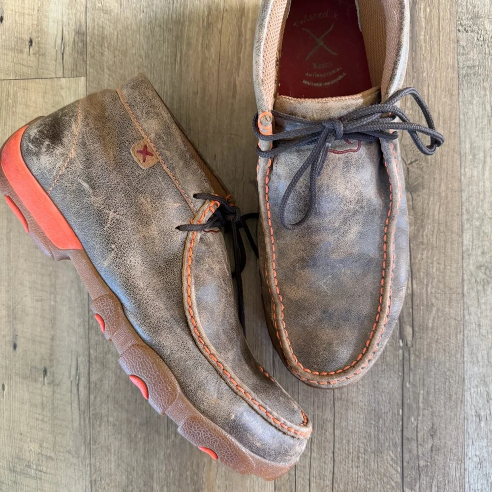 Twisted X Men's Brown & Orange Driving Moc